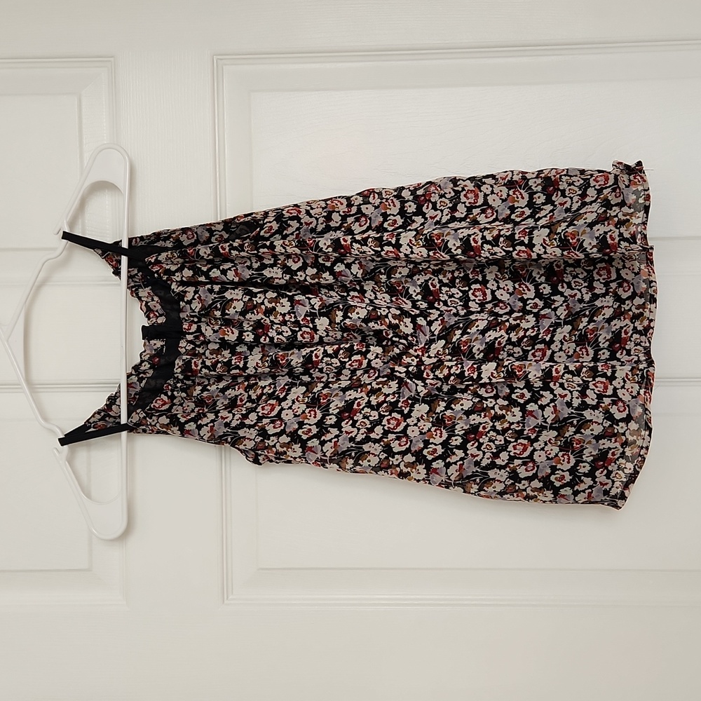GAP Sleeveless Floral Blouse